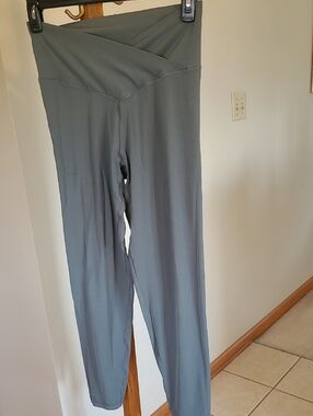 aerie Crossover Waist  7/8 Leggings